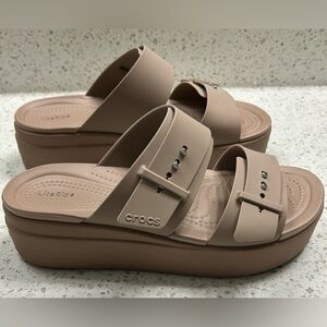 CROCS Women’s Brooklyn Buckle Low Wedge, LiteRide Platform Sandals